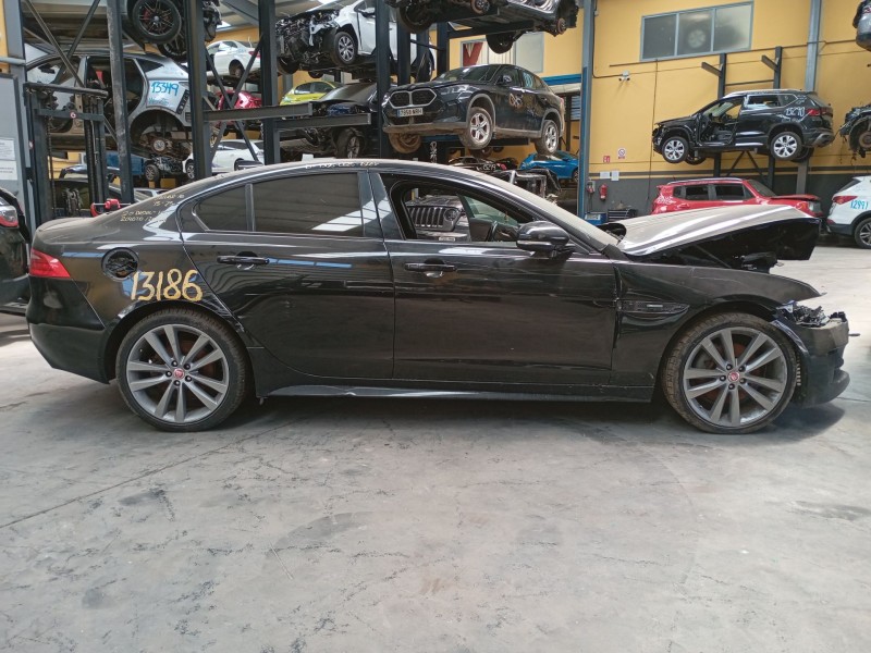 jaguar xe (x760) del año 2017