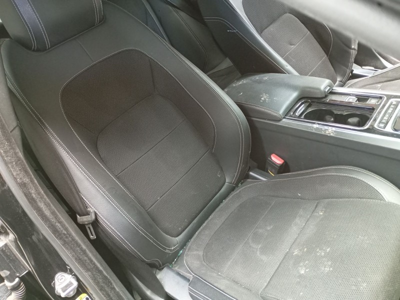 jaguar xe (x760) del año 2017