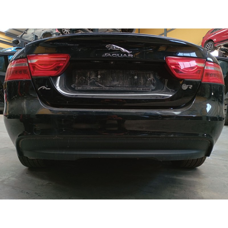 Recambio de paragolpes trasero para jaguar xe (x760) 2.0 d referencia OEM IAM   