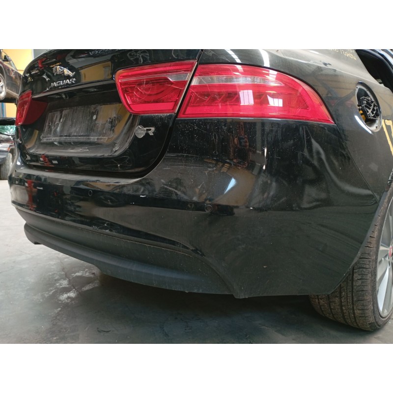 Recambio de paragolpes trasero para jaguar xe (x760) 2.0 d referencia OEM IAM   