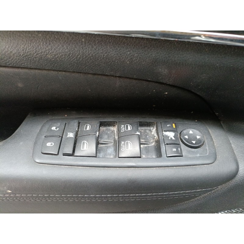 Recambio de mando elevalunas delantero izquierdo para jeep grand cherokee iv (wk, wk2) 3.0 crd v6 4x4 referencia OEM IAM   