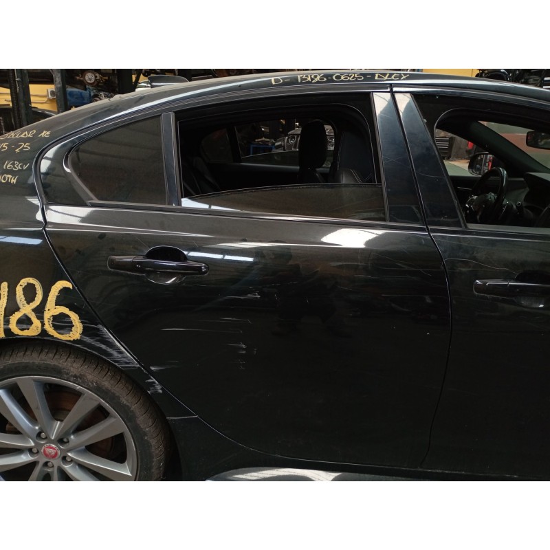 Recambio de puerta trasera derecha para jaguar xe (x760) 2.0 d referencia OEM IAM   