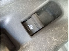 MANDO ELEVALUNAS TRASERO IZQUIERDO 