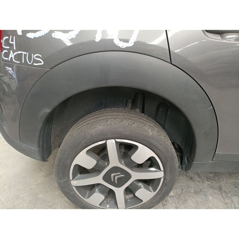 Recambio de aletin trasero derecho para citroën c4 cactus 1.5 bluehdi 100 referencia OEM IAM   