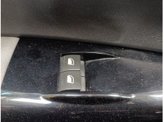 MANDO ELEVALUNAS DELANTERO IZQUIERDO 