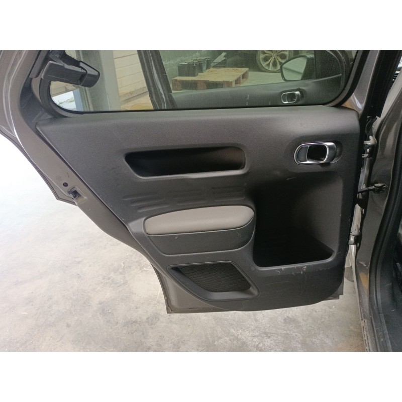 Recambio de guarnecido puerta trasera derecha para citroën c4 cactus 1.5 bluehdi 100 referencia OEM IAM   