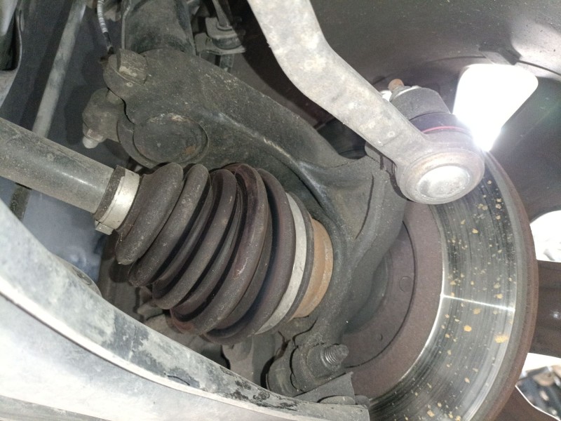 Recambio de mangueta delantera derecha para citroën c4 cactus 1.5 bluehdi 100 referencia OEM IAM   