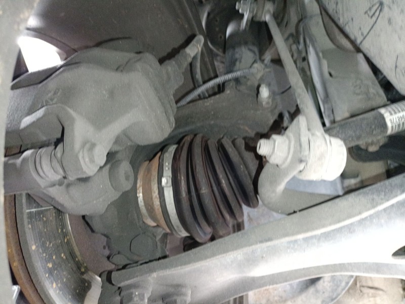 Recambio de mangueta delantera derecha para citroën c4 cactus 1.5 bluehdi 100 referencia OEM IAM   