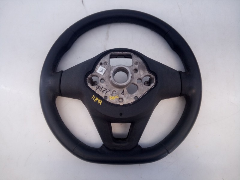 Recambio de volante para volkswagen t-roc sport referencia OEM IAM 638116400D  E1-B6-6-2