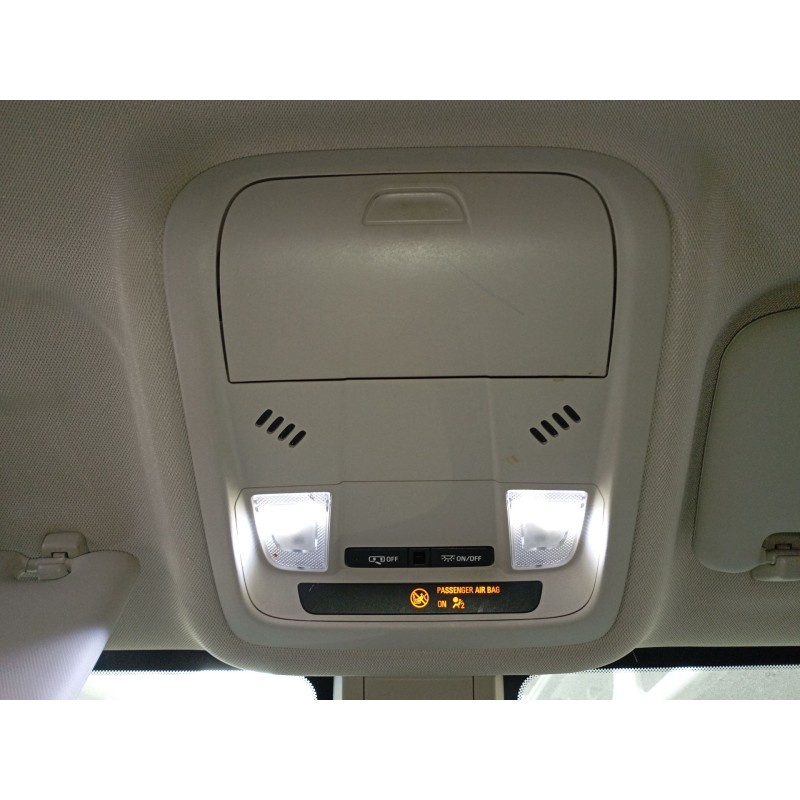 Recambio de luz interior para opel insignia b grand sport (z18) 1.6 cdti (68) referencia OEM IAM   