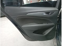 GUARNECIDO PUERTA TRASERA IZQUIERDA 