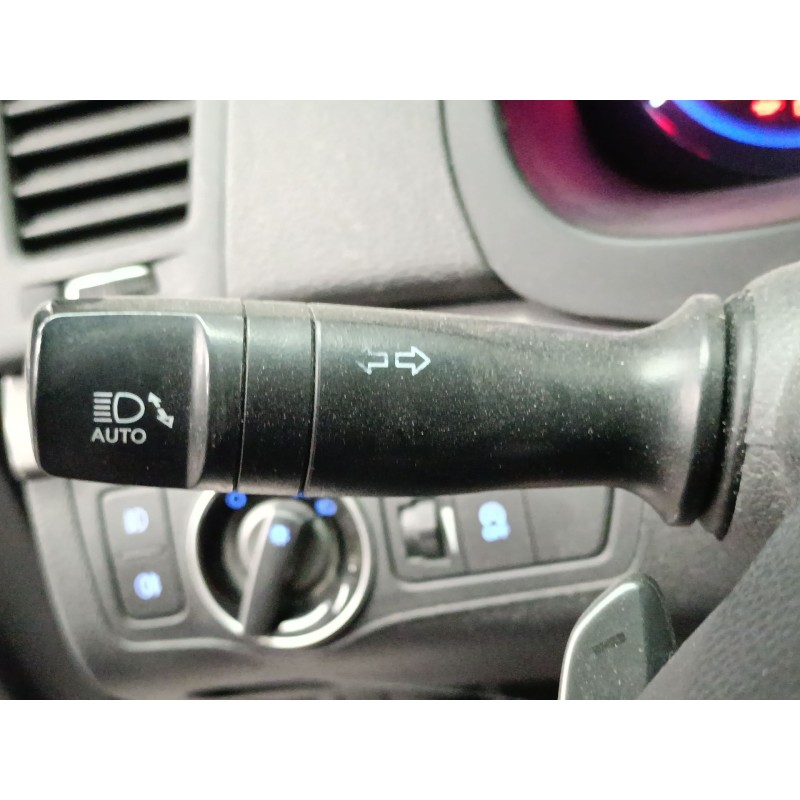 Recambio de mando intermitentes para hyundai i40 i (vf) 1.7 crdi referencia OEM IAM   
