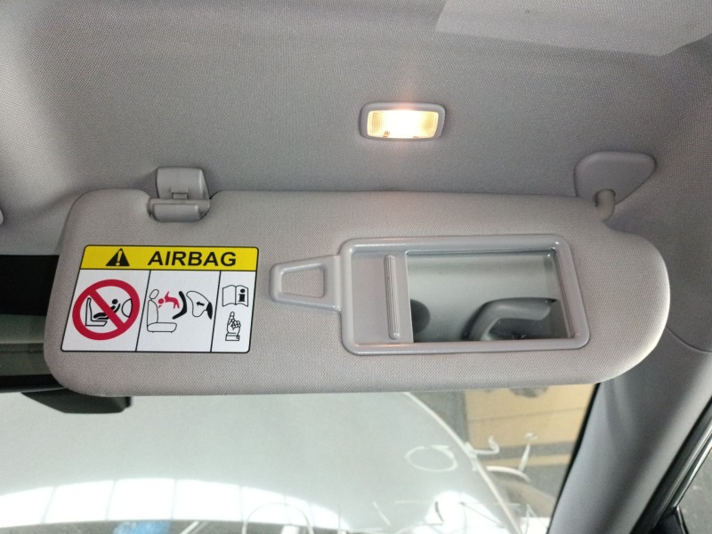 Recambio de parasol derecho para hyundai i40 i (vf) 1.7 crdi referencia OEM IAM   