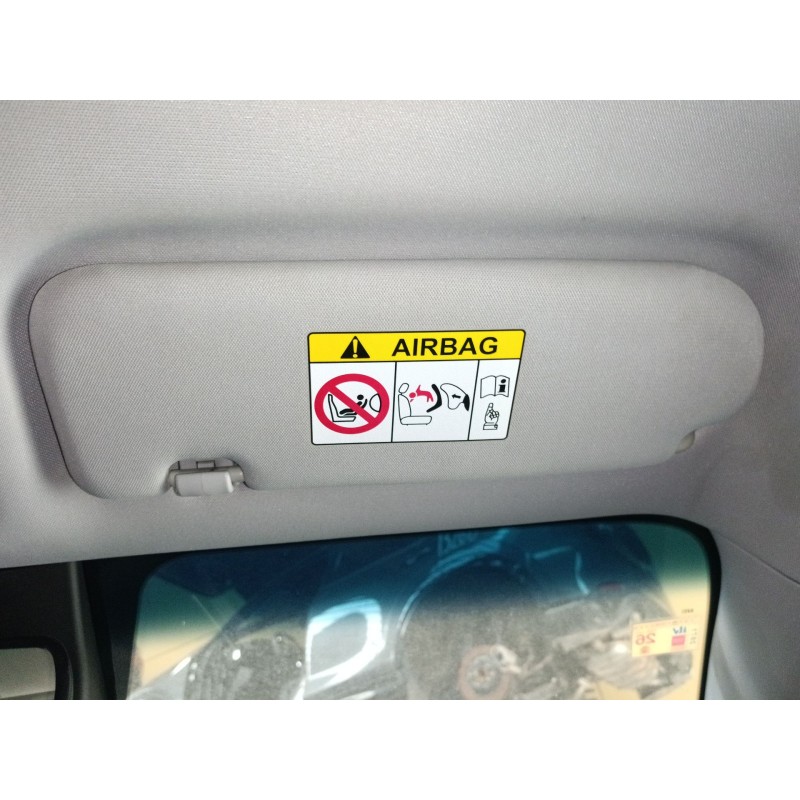 Recambio de parasol derecho para hyundai i40 i (vf) 1.7 crdi referencia OEM IAM   