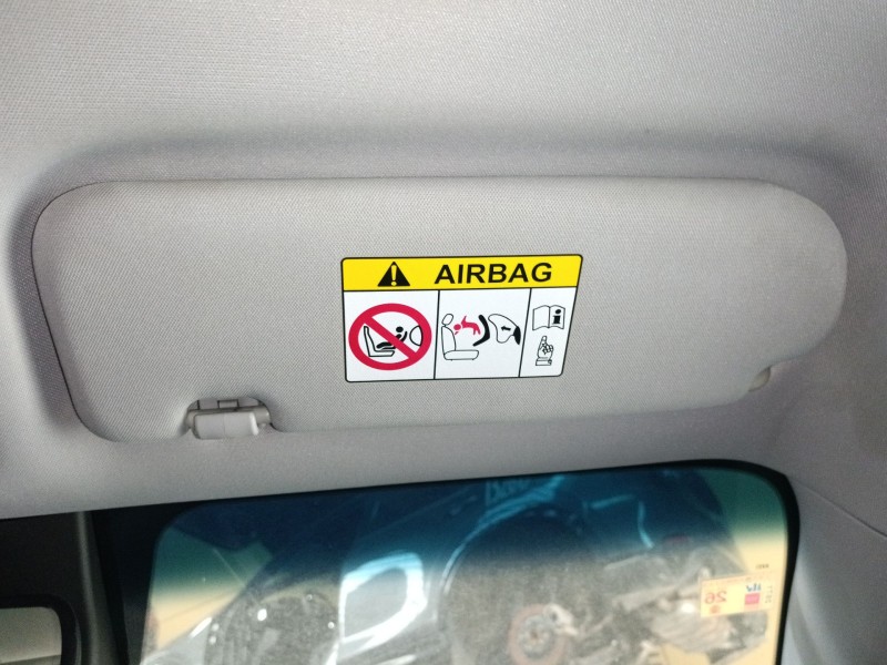 Recambio de parasol derecho para hyundai i40 i (vf) 1.7 crdi referencia OEM IAM   