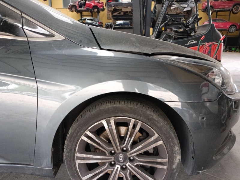 Recambio de aleta delantera derecha para hyundai i40 i (vf) 1.7 crdi referencia OEM IAM   