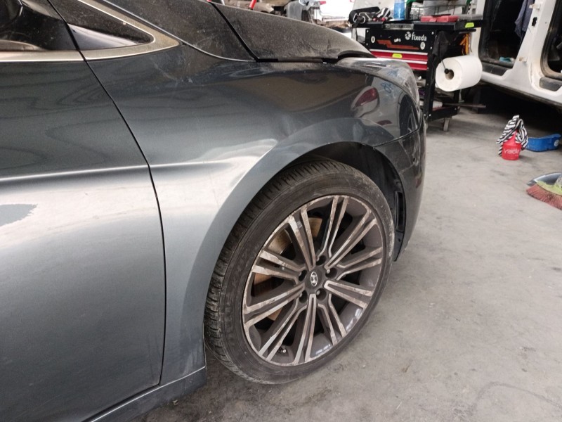 Recambio de aleta delantera derecha para hyundai i40 i (vf) 1.7 crdi referencia OEM IAM   