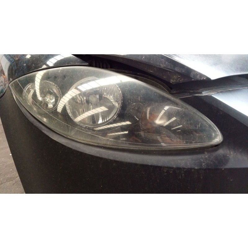 Recambio de faro derecho para seat leon (1p1) 2.0 tdi referencia OEM IAM   