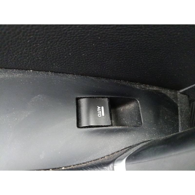 Recambio de mando elevalunas trasero izquierdo para hyundai i40 i (vf) 1.7 crdi referencia OEM IAM   