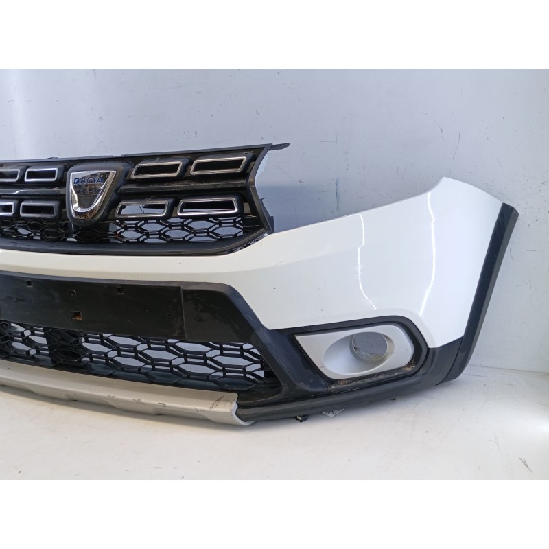 Recambio de paragolpes delantero para dacia sandero stepway referencia OEM IAM   E6-B3-3