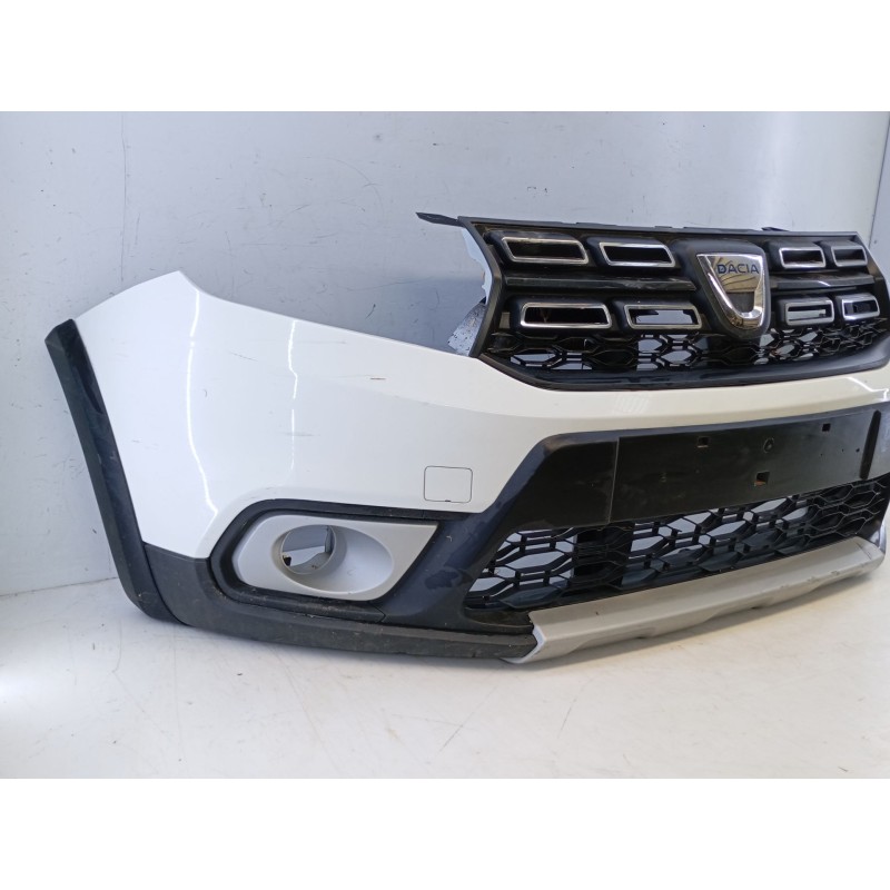 Recambio de paragolpes delantero para dacia sandero stepway referencia OEM IAM   E6-B3-3