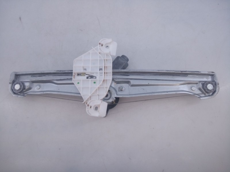 Recambio de elevalunas delantero derecho para hyundai tucson (nx4e, nx4a) 1.6 crdi referencia OEM IAM 82460N7010  