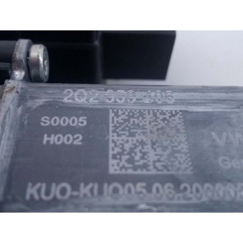 Recambio de elevalunas delantero derecho para volkswagen t-cross (c11, d31) 1.0 tsi referencia OEM IAM   