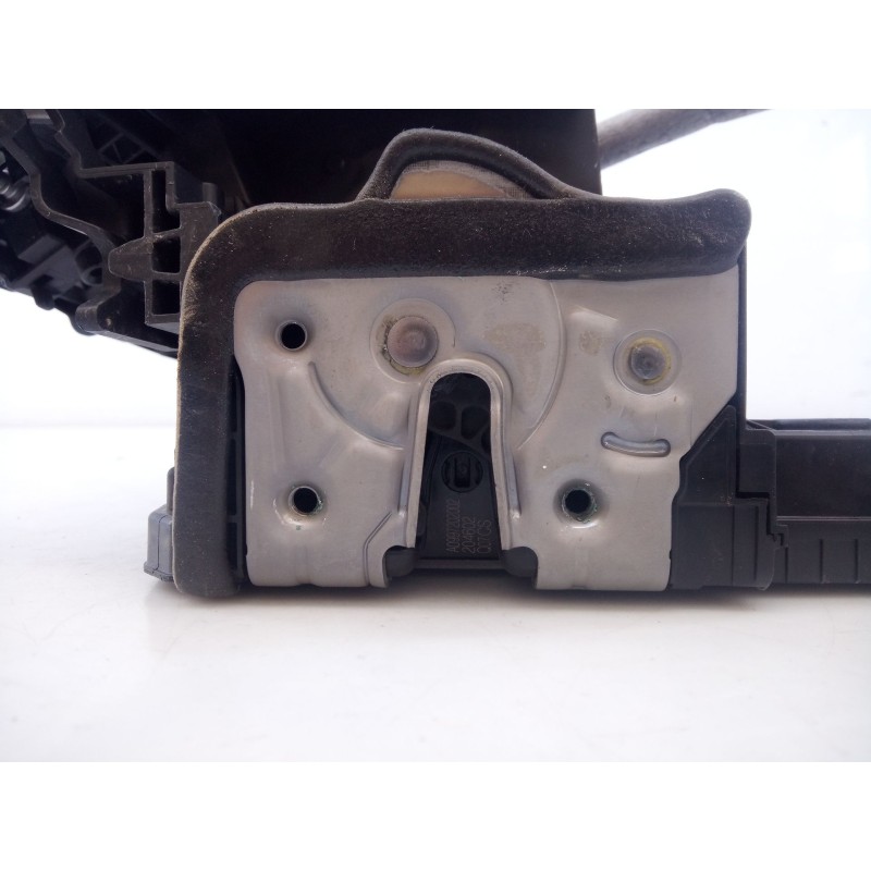 Recambio de cerradura puerta delantera derecha para mercedes-benz clase a sedán (v177) a 250 e (177.186) referencia OEM IAM A099