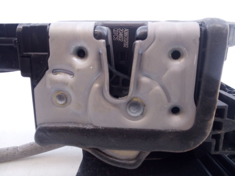 Recambio de cerradura puerta delantera derecha para mercedes-benz clase a sedán (v177) a 250 e (177.186) referencia OEM IAM A099