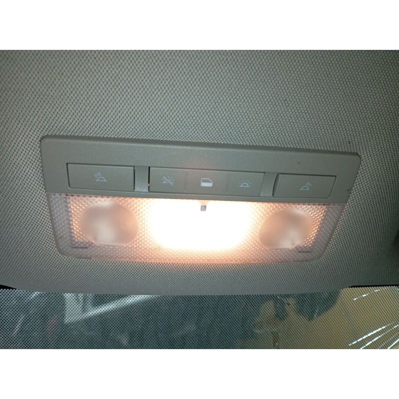 Recambio de luz interior para opel meriva b monospace (s10) 1.7 cdti (75) referencia OEM IAM   