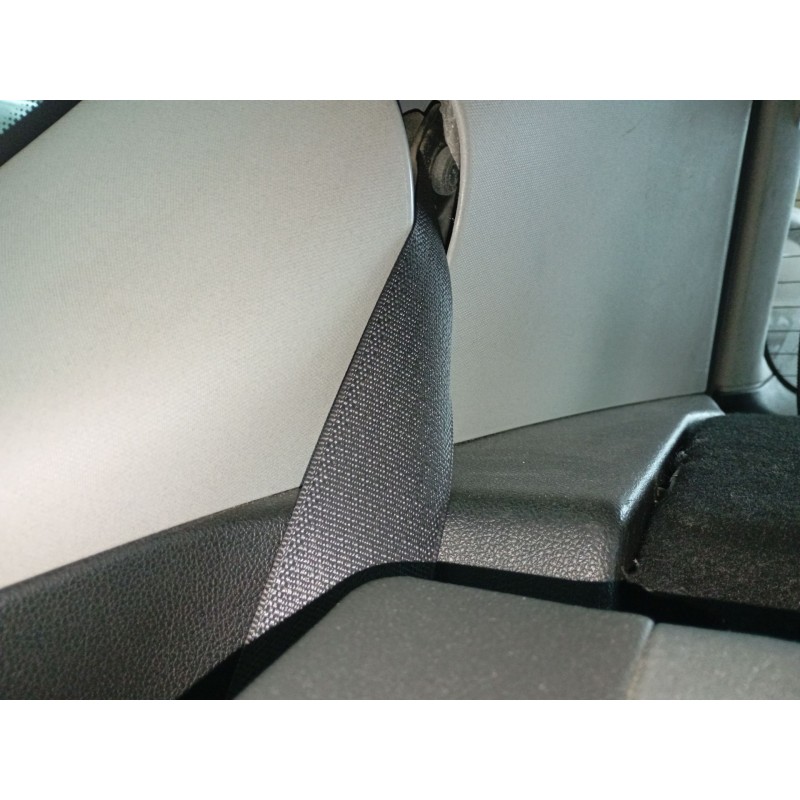 Recambio de cinturon seguridad trasero derecho para opel meriva b monospace (s10) 1.7 cdti (75) referencia OEM IAM   