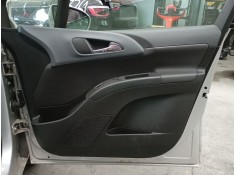 GUARNECIDO PUERTA DELANTERA DERECHA 