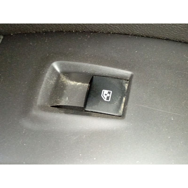 Recambio de mando elevalunas delantero derecho para opel meriva b monospace (s10) 1.7 cdti (75) referencia OEM IAM   