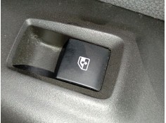 MANDO ELEVALUNAS TRASERO DERECHO 