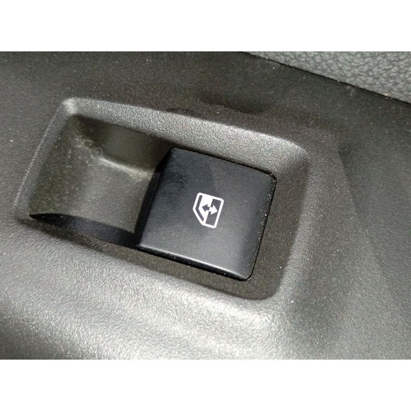 Recambio de mando elevalunas trasero derecho para opel meriva b monospace (s10) 1.7 cdti (75) referencia OEM IAM   