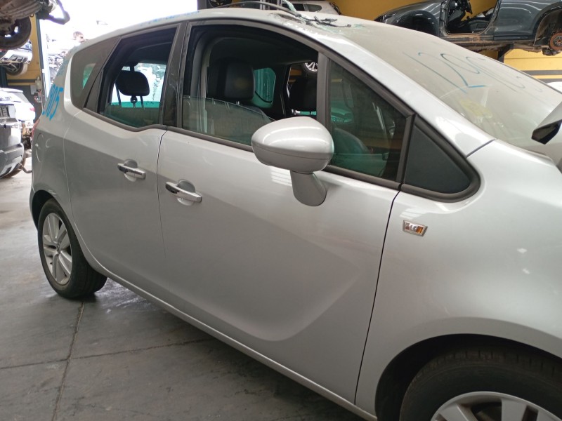 Recambio de puerta delantera derecha para opel meriva b monospace (s10) 1.7 cdti (75) referencia OEM IAM   