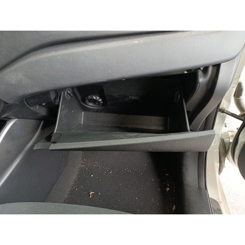 Recambio de guantera para kia carens iv 1.7 crdi referencia OEM IAM   