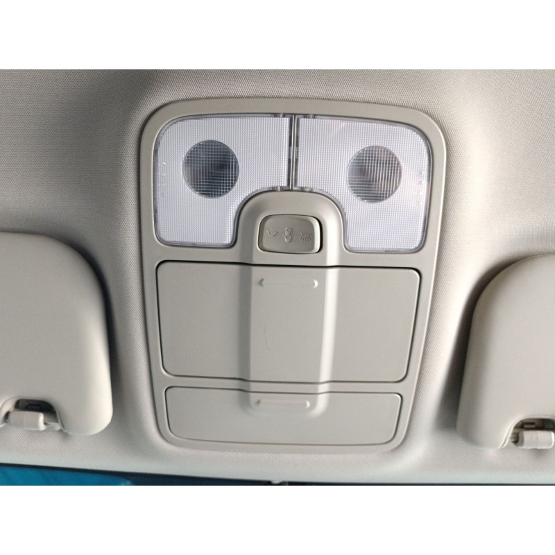 Recambio de luz interior para kia carens iv 1.7 crdi referencia OEM IAM   