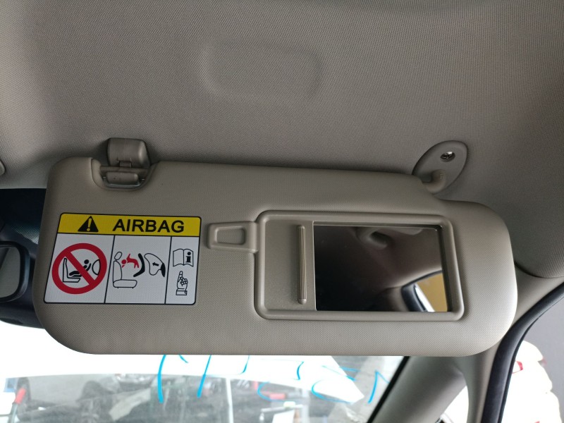 Recambio de parasol derecho para kia carens iv 1.7 crdi referencia OEM IAM   