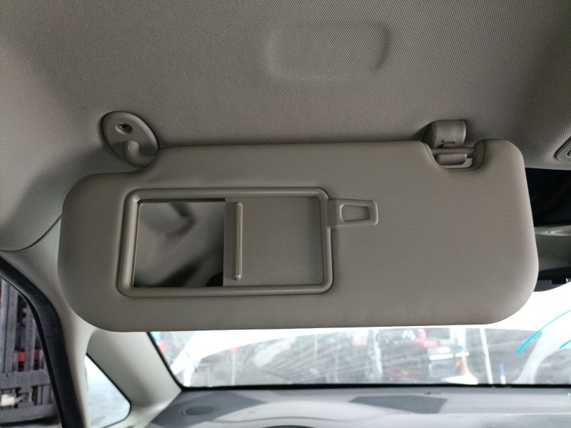 Recambio de parasol izquierdo para kia carens iv 1.7 crdi referencia OEM IAM   