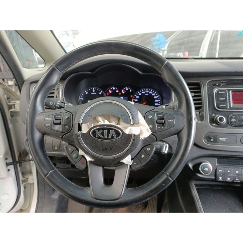 Recambio de volante para kia carens iv 1.7 crdi referencia OEM IAM   