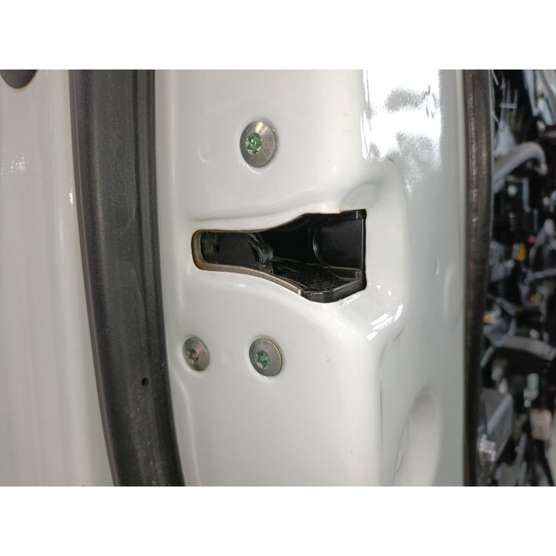 Recambio de cerradura puerta delantera izquierda para kia carens iv 1.7 crdi referencia OEM IAM   