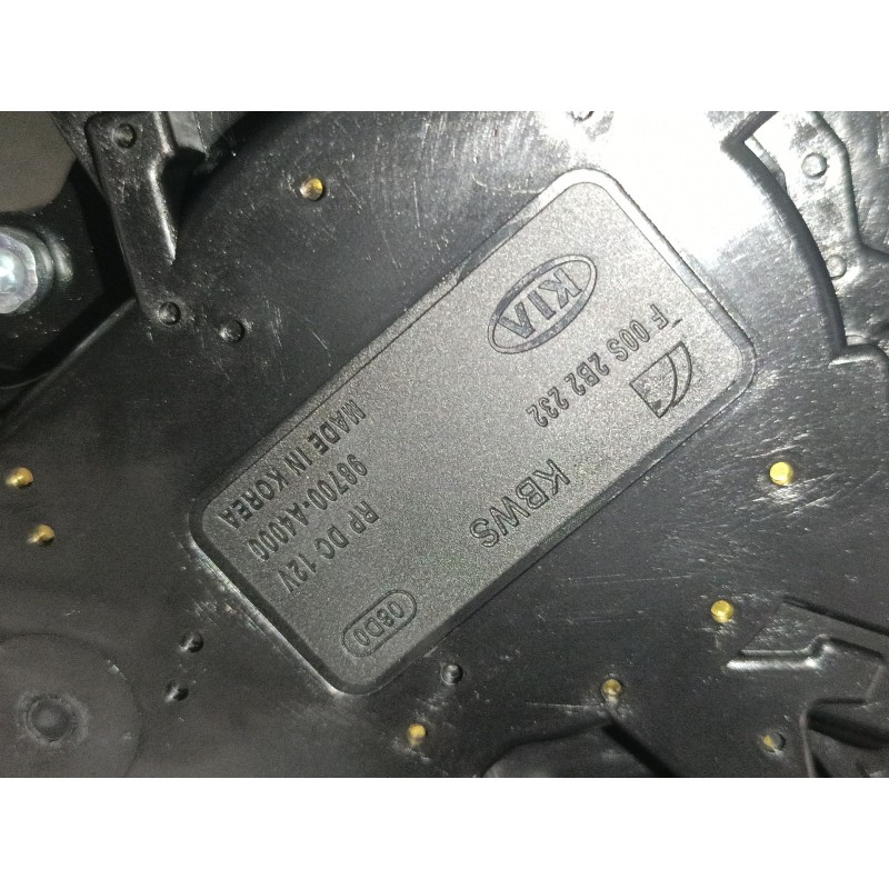 Recambio de motor limpia trasero para kia carens iv 1.7 crdi referencia OEM IAM   