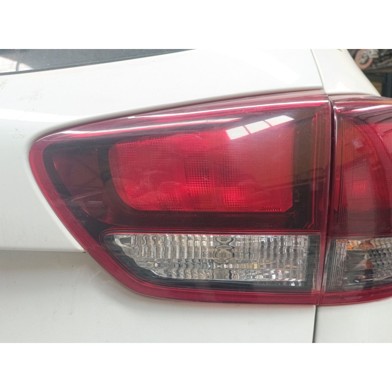 Recambio de piloto trasero derecho porton para kia carens iv 1.7 crdi referencia OEM IAM   