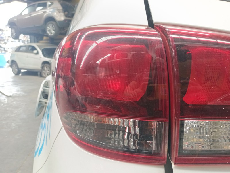 Recambio de piloto trasero izquierdo para kia carens iv 1.7 crdi referencia OEM IAM   