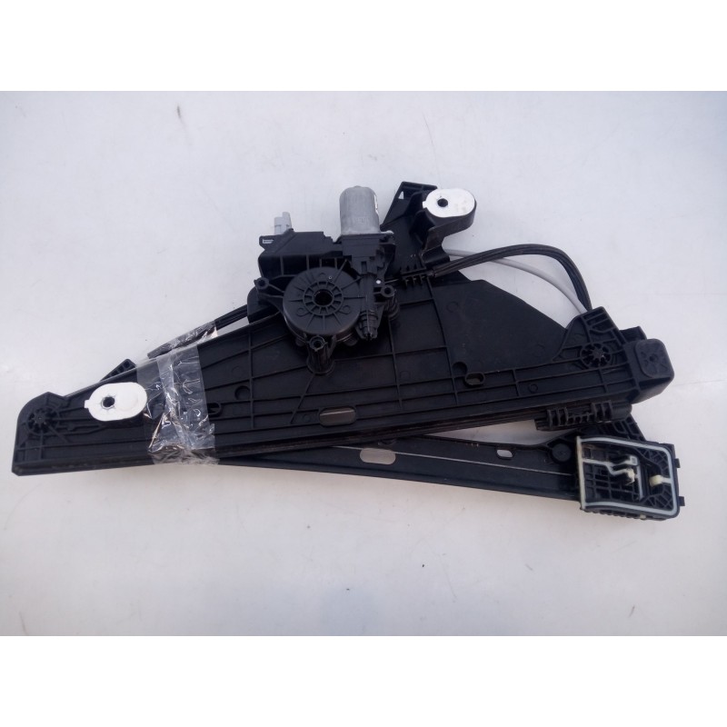 Recambio de elevalunas delantero izquierdo para peugeot 208 ii (ub_, up_, uw_, uj_) 1.2 puretech 75 referencia OEM IAM   