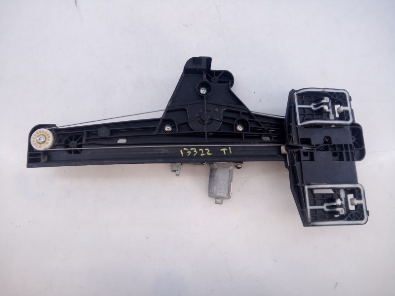 Recambio de elevalunas trasero izquierdo para peugeot 208 ii (ub_, up_, uw_, uj_) 1.2 puretech 75 referencia OEM IAM   