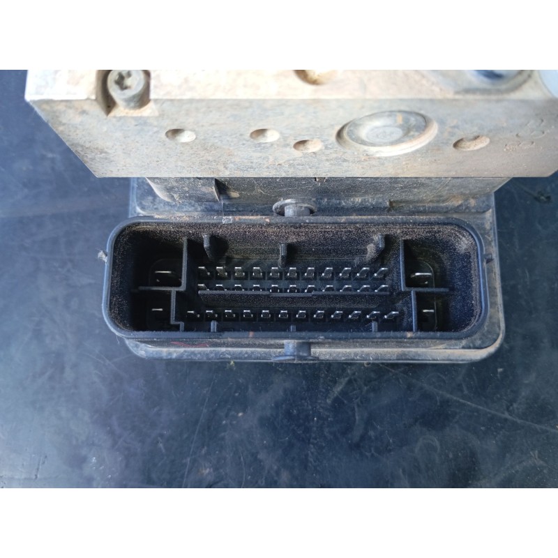 Recambio de abs para hyundai tucson essence 2wd referencia OEM IAM 58920D7110  
