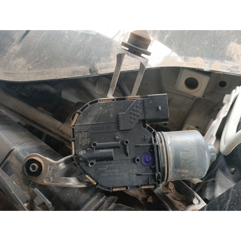 Recambio de motor limpia delantero para kia carens iv 1.7 crdi referencia OEM IAM   