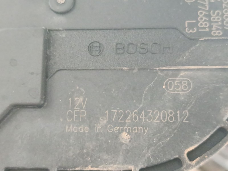 Recambio de motor limpia delantero para kia carens iv 1.7 crdi referencia OEM IAM   